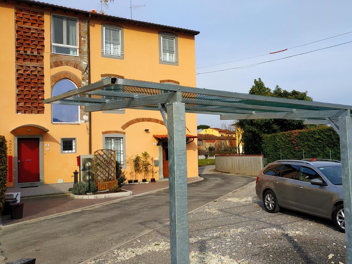 Le Rondini Di San Donato Bed & Breakfast Lucca Bagian luar foto